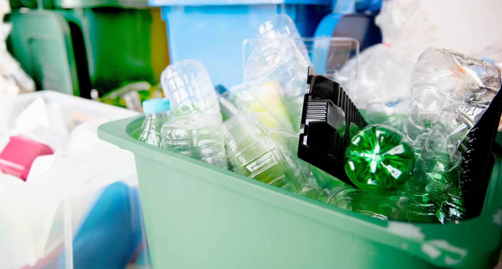 Na czym polega identyfikowalność w recyklingu tworzyw sztucznych?