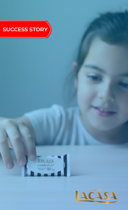 petite fille avec chocolate